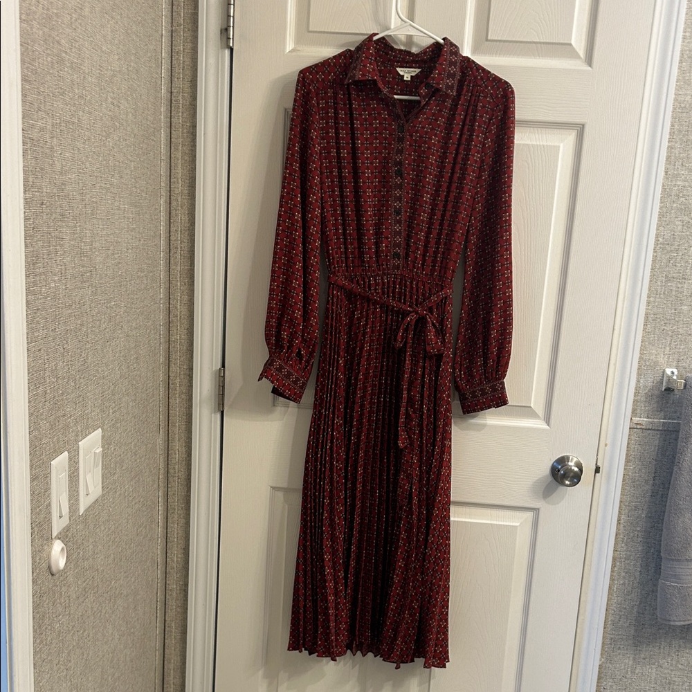 Max Studio Deep Red Long Sleeve Dress